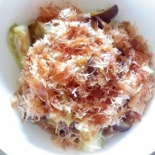 レンジで時短！茄子のおかかのっけ